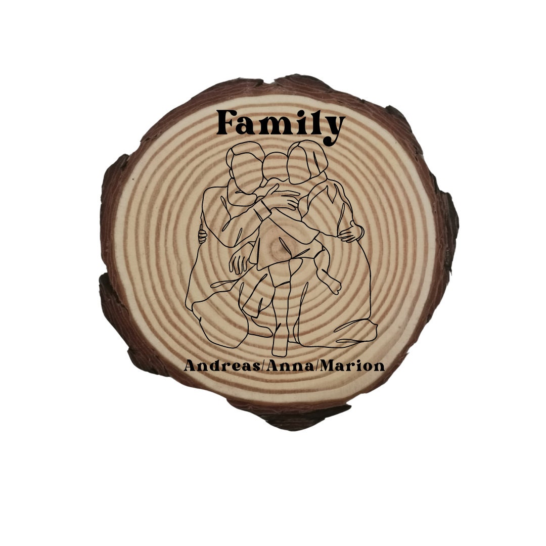 Personalisierte Naturholzscheibe für Familien, als einzigartige Deko oder als Hausschild, für Mama, Papa, Oma, aus Kiefernholz