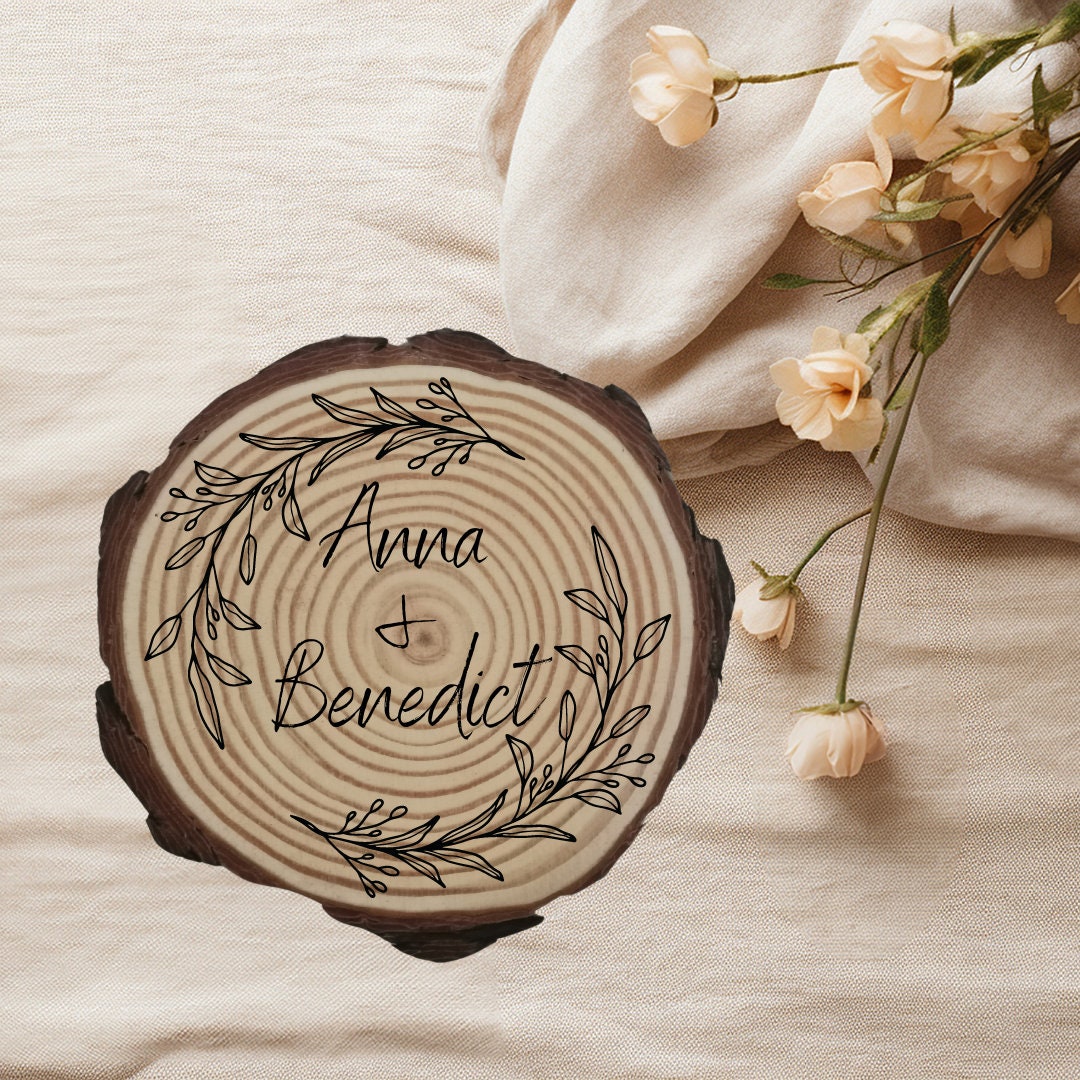 Personalisierte Naturholzscheibe aus Kiefernholz für Hochzeit, Gastgeschenk, für Paare zu Weihnachten, Gleichgeschlechtliche Ehepaare