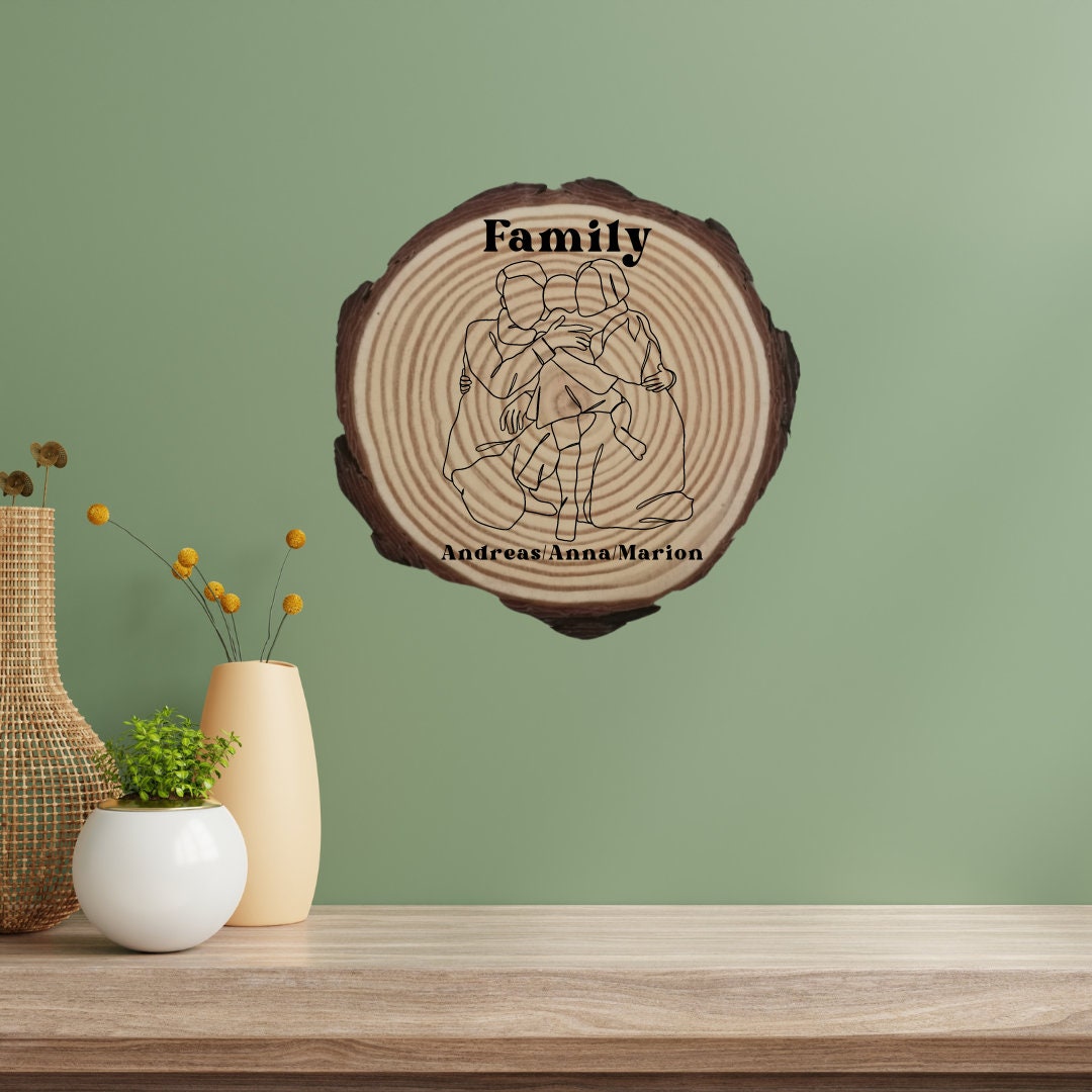 Personalisierte Naturholzscheibe für Familien, als einzigartige Deko oder als Hausschild, für Mama, Papa, Oma, aus Kiefernholz